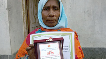 আনোয়ারার বদলে যাওয়ার গল্প