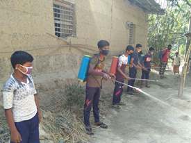 নওগাঁর পত্নীতলায় করোনা সংক্রমণ প্রতিরোধে তৃণমূলের উদ্যোগ